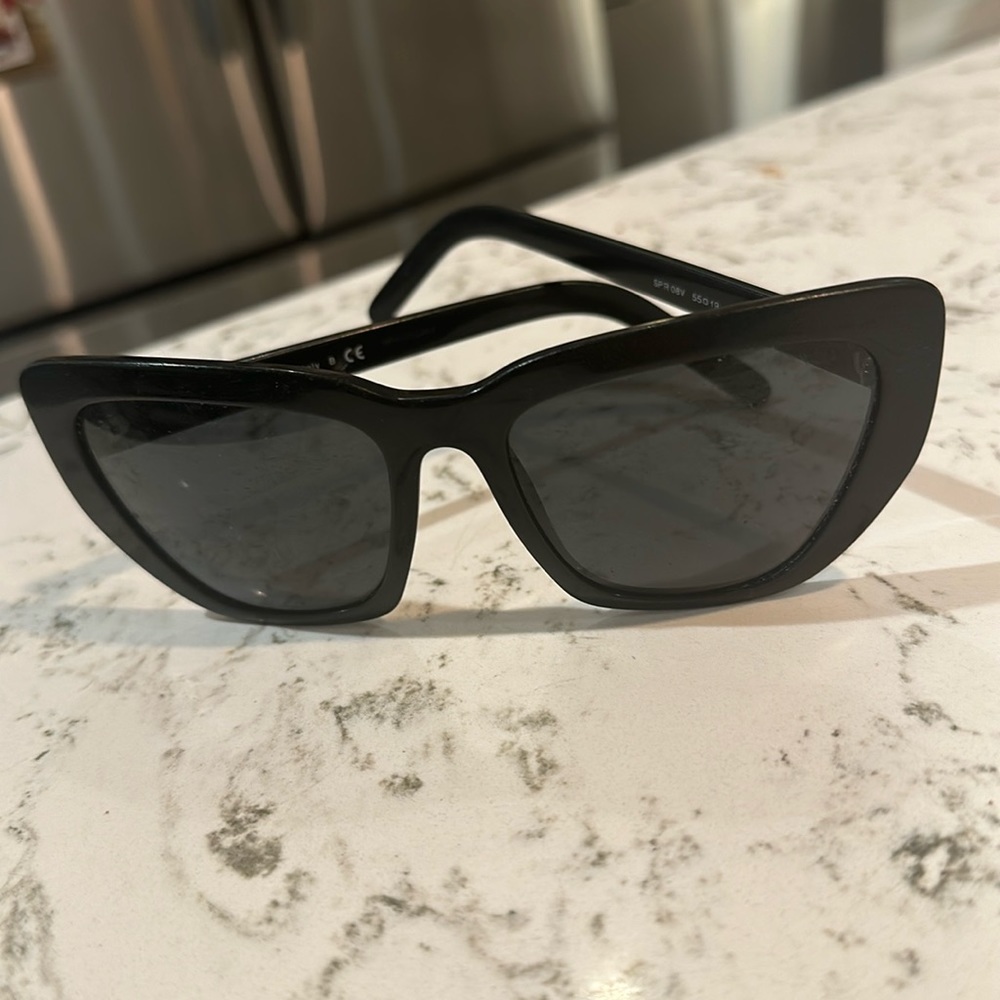 Pre-Owned Prada PR 08VS CATWALK Sunglasses - Picture 2 of 8